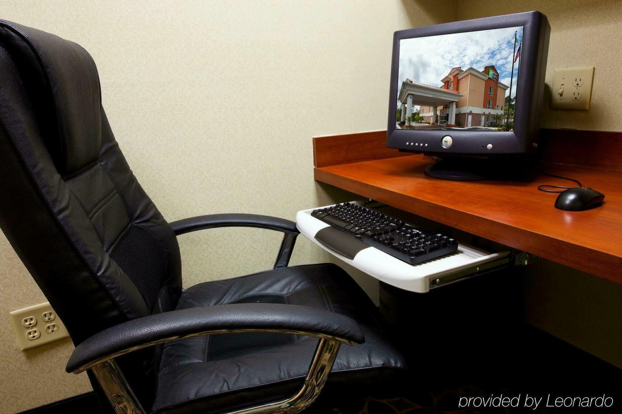 Holiday Inn Express Hotel & Suites Jacksonville North-Fernandina By Ihg Yulee Buitenkant foto